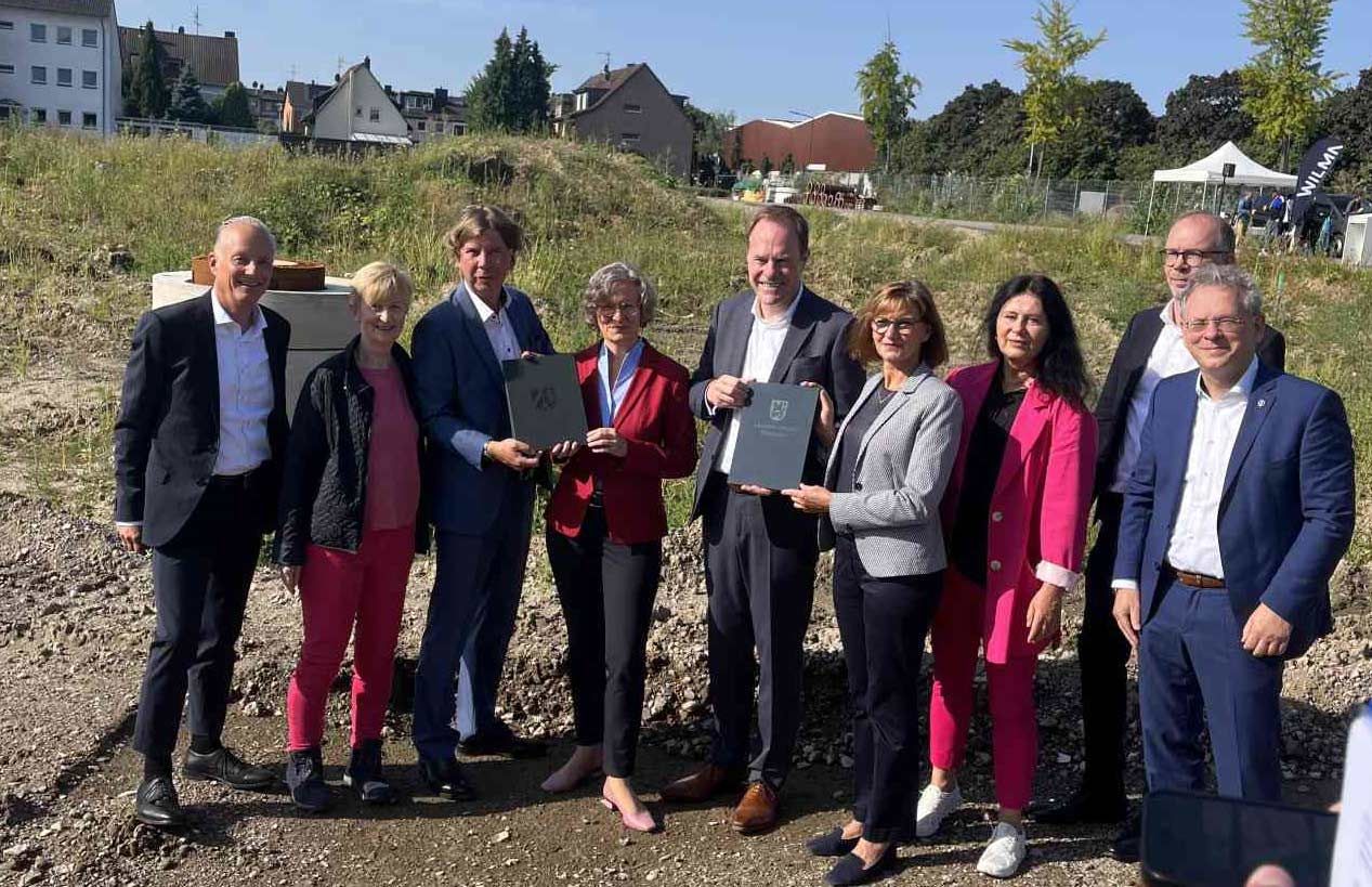 Förderbescheide für Projekt IMPULS in Düsseldorf Lierenfeld überreicht